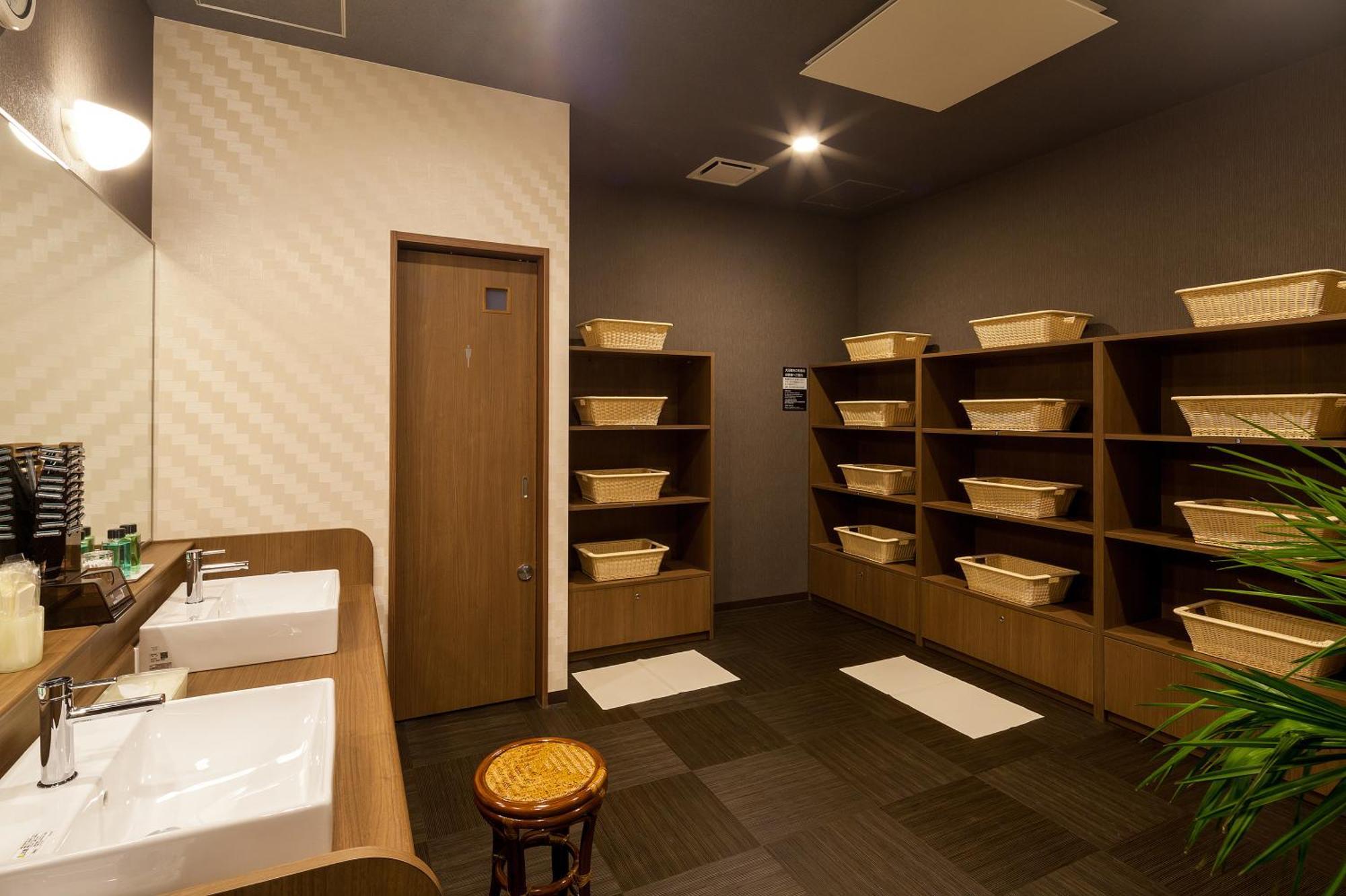 Hotel Route-Inn Higashihiroshima Saijo Ekimae Extérieur photo