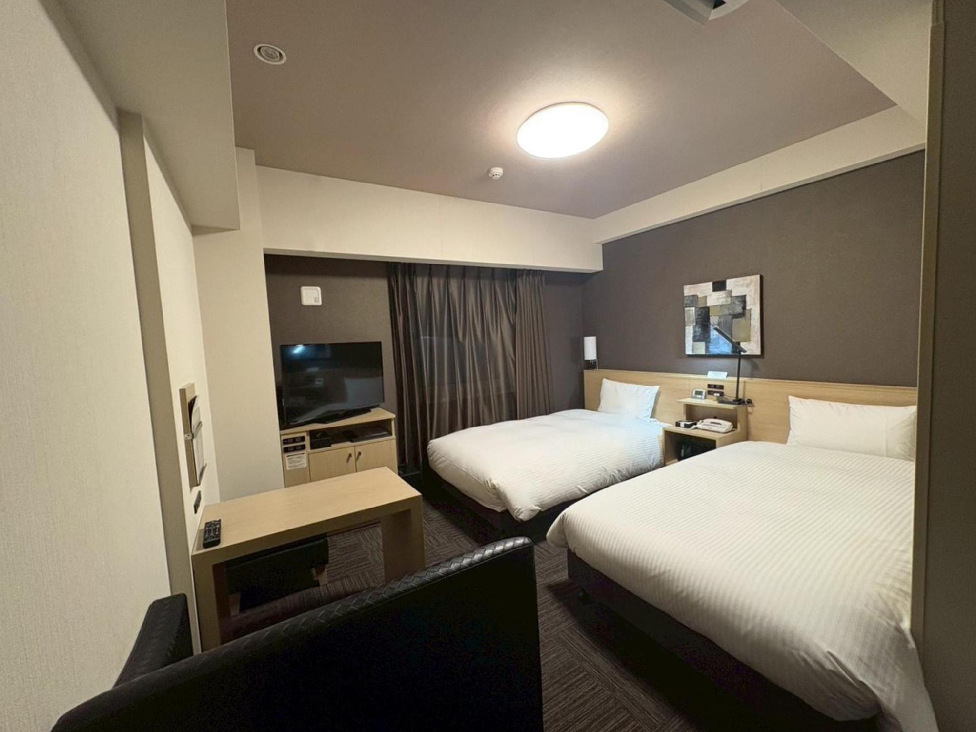 Hotel Route-Inn Higashihiroshima Saijo Ekimae Extérieur photo